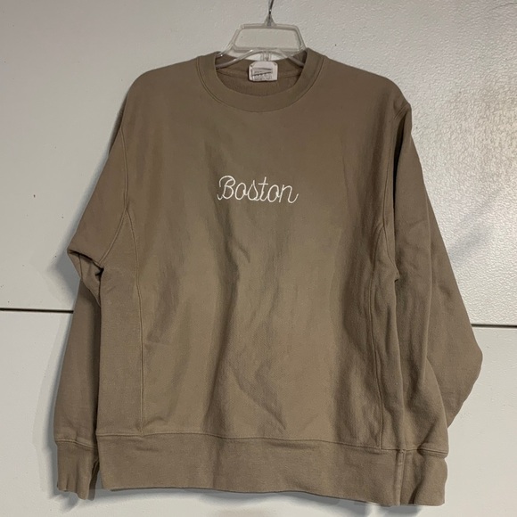 CHAMPION WOMENS BOSTON EMBROIDERED CREWNECK SWEATSHIRT TAN MEDIUM - Picture 1 of 5